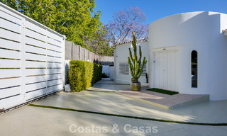 Mediterraanse, gelijkvloerse luxevilla te koop direct aan de golfbaan in Guadalmina, Marbella 800589 