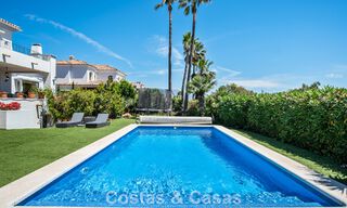 Ruime familievilla in een moderne Spaanse bouwstijl en adembenemend zeezicht te koop in Manilva, Costa del Sol 800665 