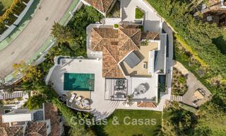 Luxueus, eigentijds gerenoveerd villa te koop in een gated community in Nueva Andalucia’s golfvallei, Marbella 800736 