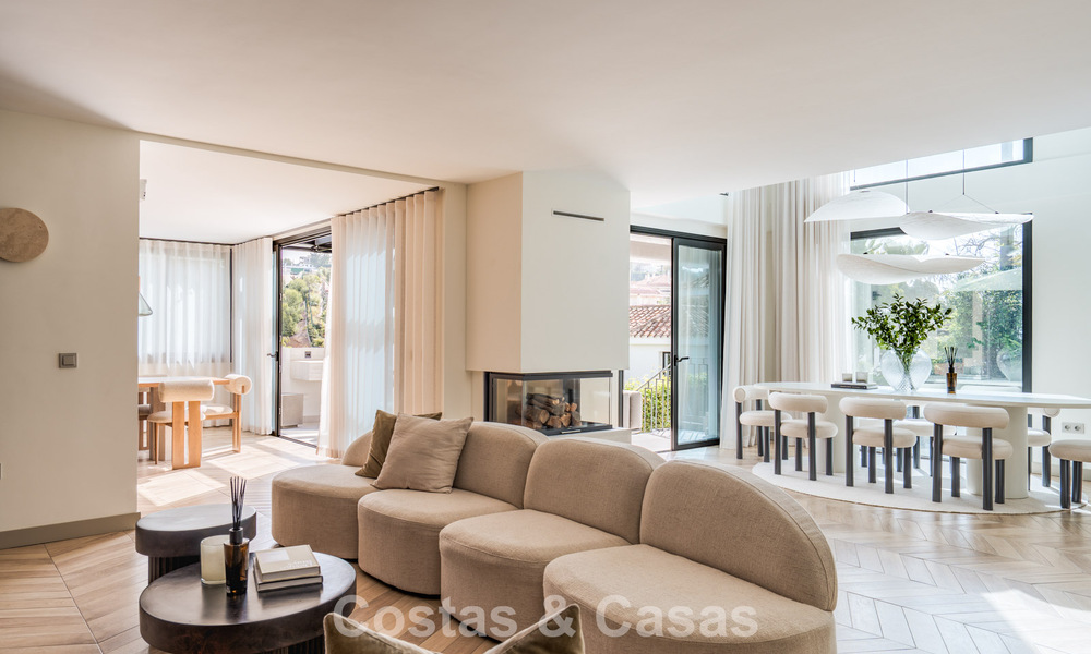 Luxueus, eigentijds gerenoveerd villa te koop in een gated community in Nueva Andalucia’s golfvallei, Marbella 800747