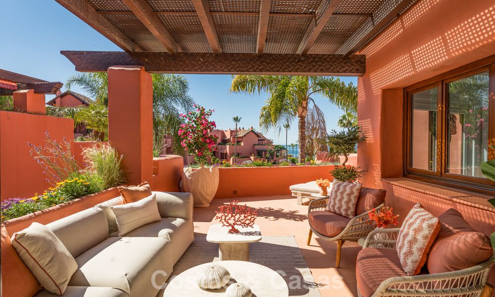 Exclusief duplex penthouse te koop aan het strand op de New Golden Mile tussen Marbella en Estepona 800765