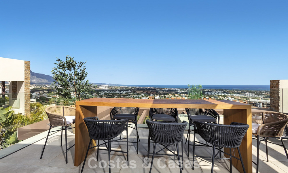 Eigentijdse luxevilla met panoramische vergezichten te koop in de heuvels van Marbella - Benahavis 800789