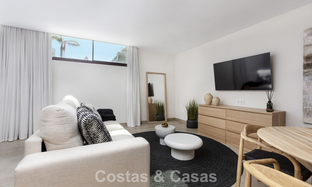 Eigentijdse luxevilla met panoramische vergezichten te koop in de heuvels van Marbella - Benahavis 800791