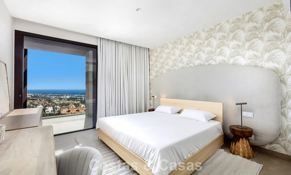 Eigentijdse luxevilla met panoramische vergezichten te koop in de heuvels van Marbella - Benahavis 800813