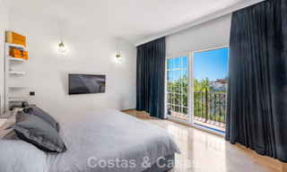 Ruime familiewoning te koop in een kleinschalige gated urbanisatie in het begeerde Nueva Andalucia, Marbella 801093 
