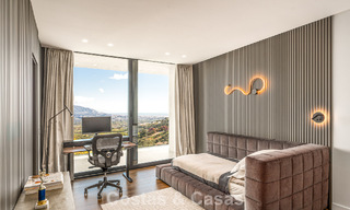 Indrukwekkende luxevilla met moderne minimalistische architectuur te koop in de heuvels van Oost-Marbella 801136 