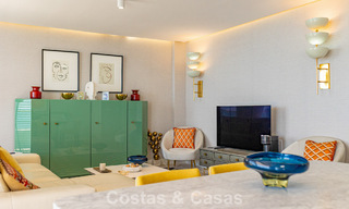 Exclusief penthouse met schitterend open zeezicht te koop aan het strand in Estepona 801255 
