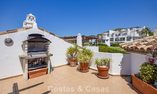 Prachtig 3-slaapkamer penthouse te koop met ruim dakterras in een golfomgeving van Marbella - Benahavis 801354 