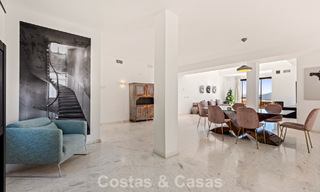 Royaal, modern penthouse met weidse vergezichten te koop ten oosten van Marbella 801499 