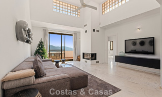 Royaal, modern penthouse met weidse vergezichten te koop ten oosten van Marbella 801509 