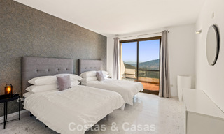 Royaal, modern penthouse met weidse vergezichten te koop ten oosten van Marbella 801520 