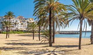 Gerenoveerd luxe appartement met zeezicht te koop in Playas del Duque in Puerto Banus, Marbella 801664 