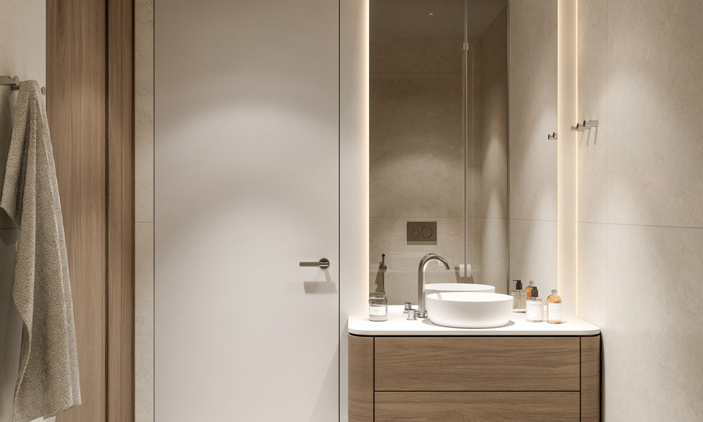 Gerenoveerd luxe appartement met zeezicht te koop in Playas del Duque in Puerto Banus, Marbella 801672