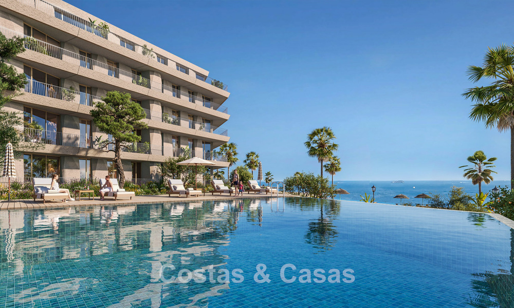 Nieuwe boutique appartementen te koop in een eerstelijnsstrand complex in La Duquesa, Manilva, Costa del Sol 801603