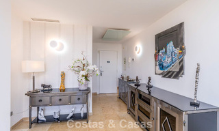 Ruim 4-slaapkamer appartement met panoramisch uitzicht te koop in de heuvels van Marbella - Benahavis 801724 
