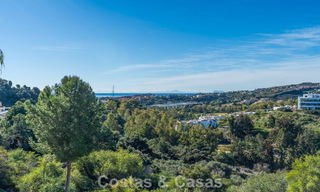Ruim 4-slaapkamer appartement met panoramisch uitzicht te koop in de heuvels van Marbella - Benahavis 801735 