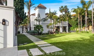 Elegante villa met Franse Provençaalse invloeden te koop in het begeerde Nueva Andalucia, Marbella 801752 