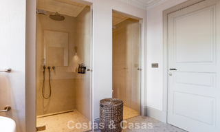 Elegante villa met Franse Provençaalse invloeden te koop in het begeerde Nueva Andalucia, Marbella 801779 