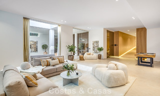 Hedendaagse, mediterrane luxevilla te koop, eerstelijnsgolf in een begeerde golfwijk van Nueva Andalucia, Marbella 801928 