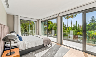Moderne luxevilla met verwarmd zwembad te koop in La Brisas, Nueva Andalucia, Marbella 801982 