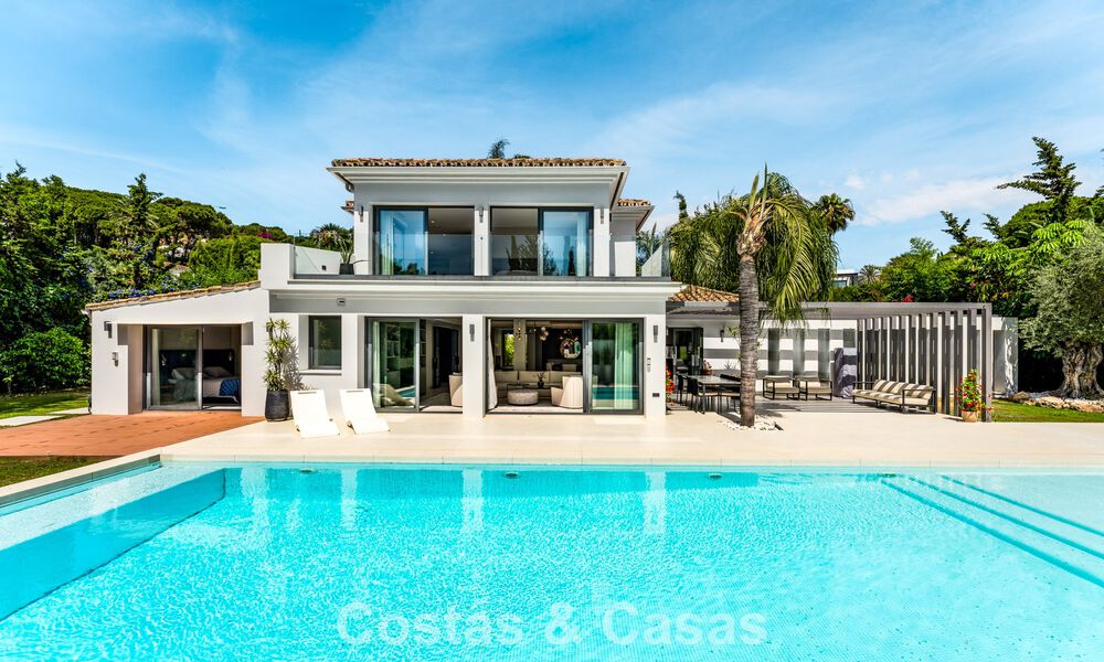 Moderne luxevilla met verwarmd zwembad te koop in La Brisas, Nueva Andalucia, Marbella 802004