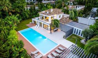 Moderne luxevilla met verwarmd zwembad te koop in La Brisas, Nueva Andalucia, Marbella 802007 