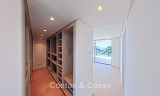 Moderne nieuwbouwappartementen met panoramisch zeezicht te koop nabij Elviria, Marbella Oost 802041 