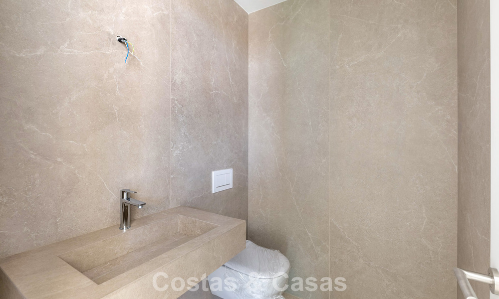 Moderne, nieuwe luxevilla met panoramisch zeezicht te koop in de heuvels van Marbella - Benahavis 802098