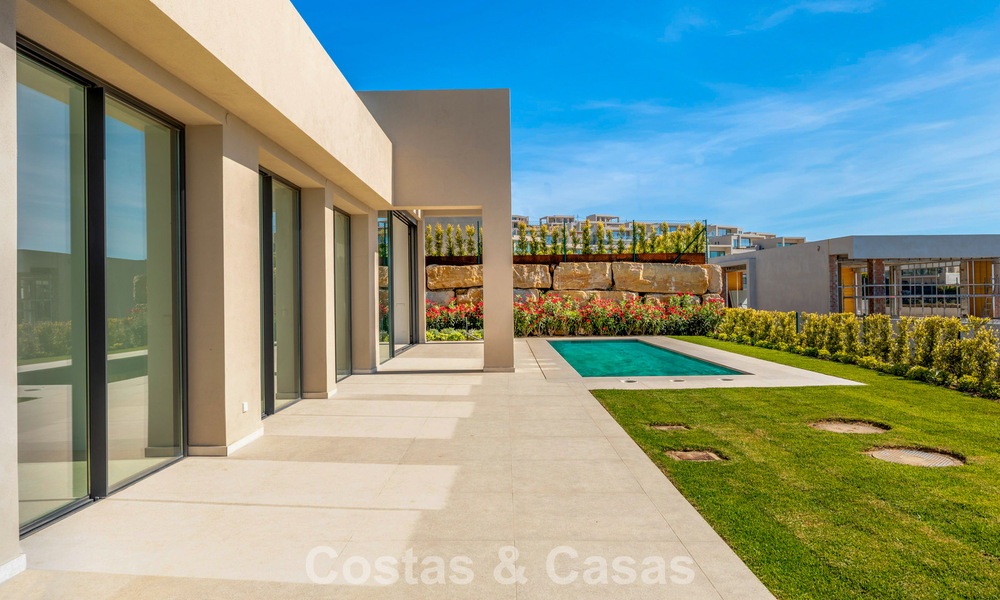 Moderne, nieuwe luxevilla met panoramisch zeezicht te koop in de heuvels van Marbella - Benahavis 802104