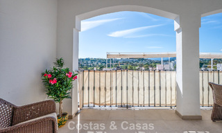 Charmante rijwoning te koop in Andalusisch complex op wandelafstand van voorzieningen in Nueva Andalucia, Marbella 802355 