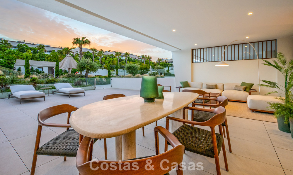 Exclusief duplex appartement met Fendi interieur in vijfsterrencomplex te koop op Marbella’s Golden Mile 802288