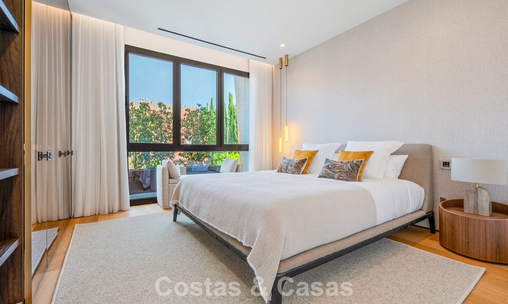 Exclusief duplex appartement met Fendi interieur in vijfsterrencomplex te koop op Marbella’s Golden Mile 802310