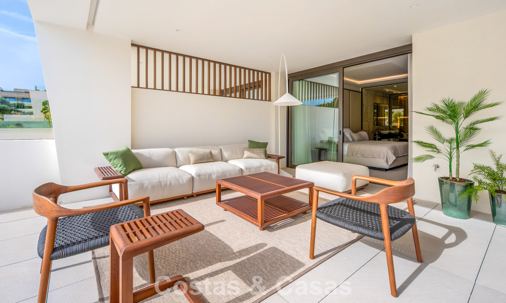 Exclusief duplex appartement met Fendi interieur in vijfsterrencomplex te koop op Marbella’s Golden Mile 802316