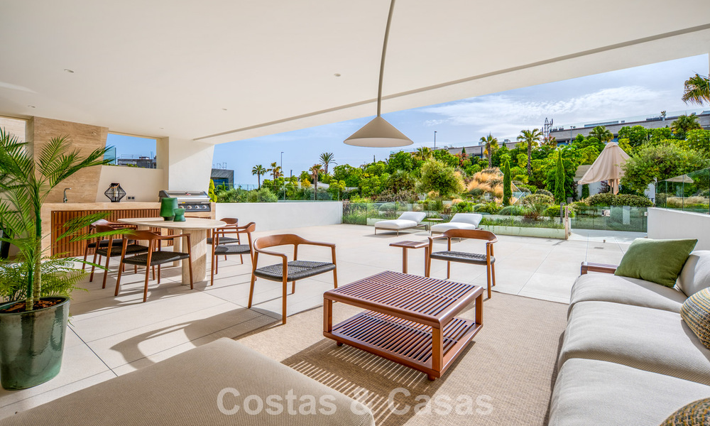 Exclusief duplex appartement met Fendi interieur in vijfsterrencomplex te koop op Marbella’s Golden Mile 802317