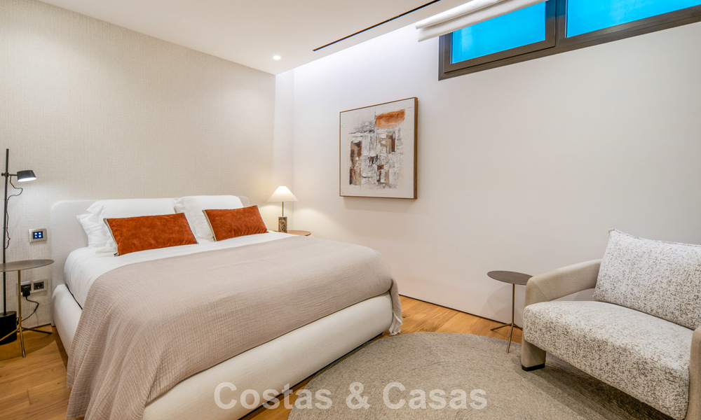 Exclusief duplex appartement met Fendi interieur in vijfsterrencomplex te koop op Marbella’s Golden Mile 802332