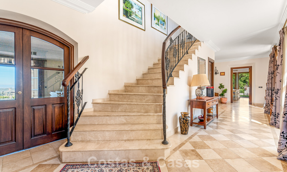 Statig, Spaans landgoed (Finca) te koop in een groene omgeving op de New Golden Mile tussen Marbella en Estepona 802245