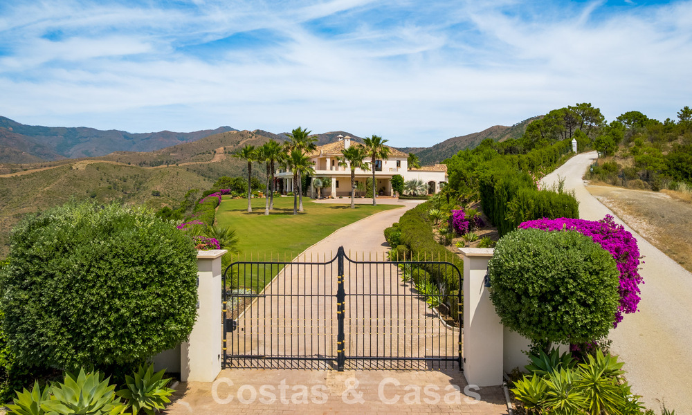 Statig, Spaans landgoed (Finca) te koop in een groene omgeving op de New Golden Mile tussen Marbella en Estepona 802284