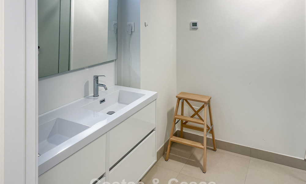 Modern hoekappartement in een exclusief boetiekresort met panoramisch zeezicht nabij La Cala de Mijas, Costa del Sol 802140