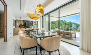 Instapklare, hedendaagse luxevilla te koop in een gated community in Marbella - Benahavis 802419 