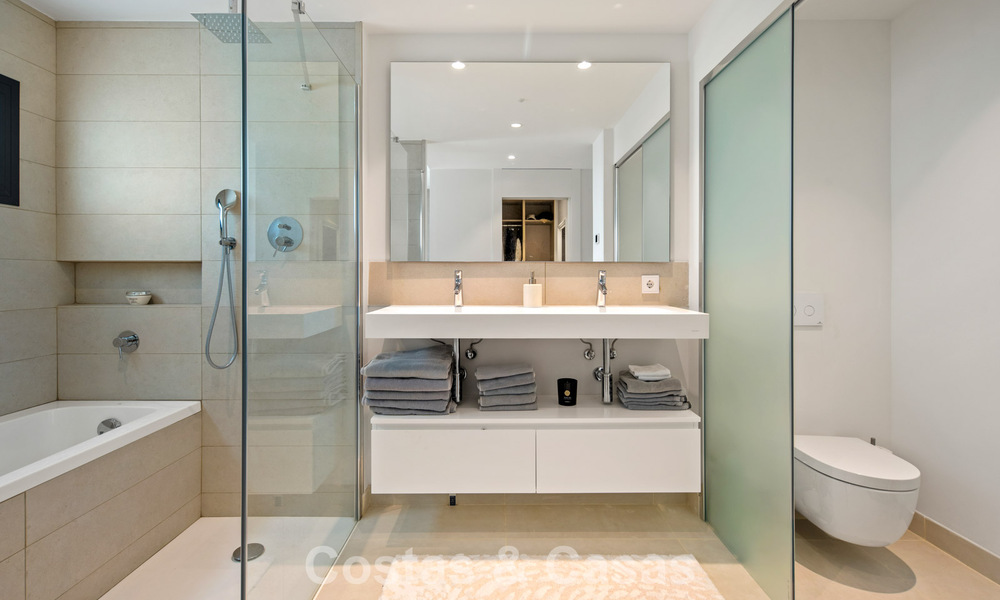 Eigentijds appartement te koop in een vernieuwend lifestyle-complex in Fuengirola, Costa del Sol 802528