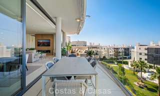 Eigentijds appartement te koop in een vernieuwend lifestyle-complex in Fuengirola, Costa del Sol 802547 