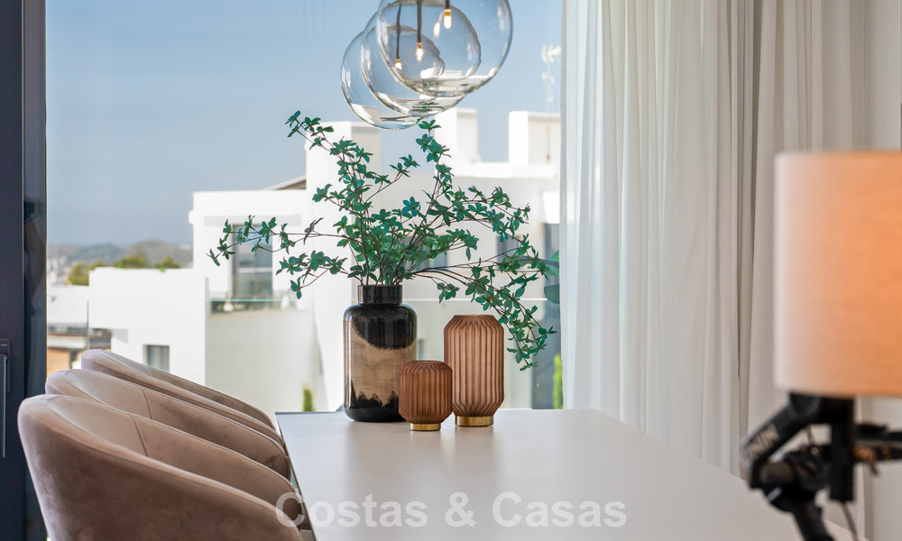 Eigentijds appartement te koop in een vernieuwend lifestyle-complex in Fuengirola, Costa del Sol 802551