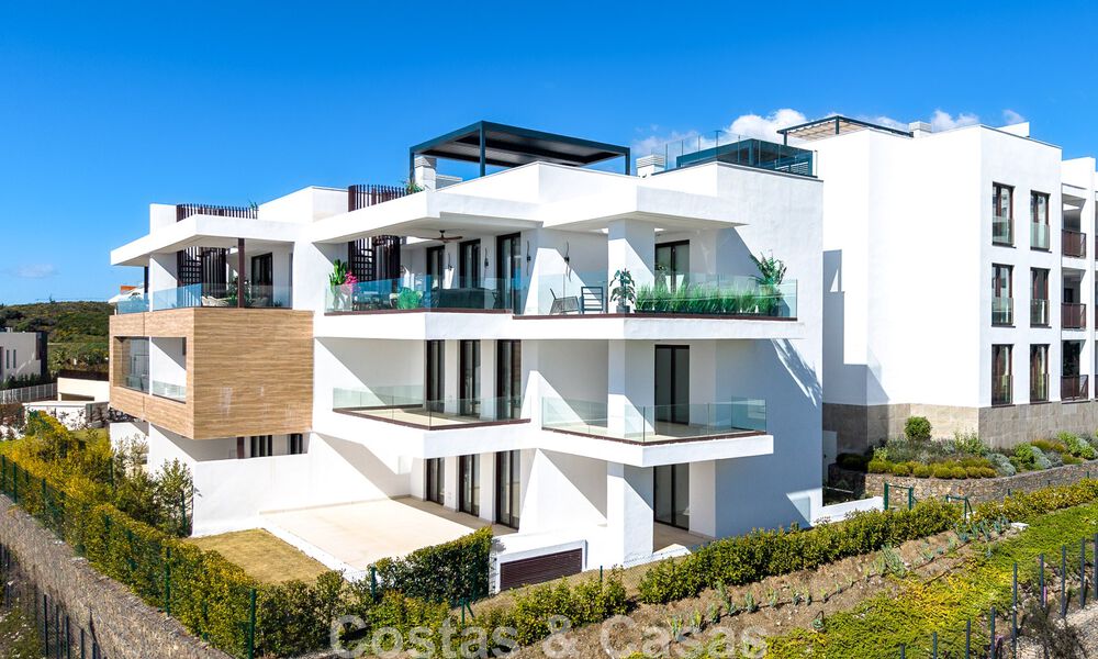 Exclusieve appartementen met modern ontwerp te koop in El Higueron in Fuengirola, Costa del Sol 802472