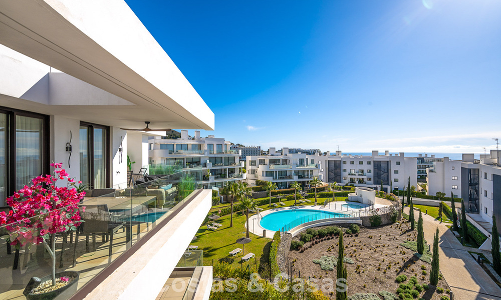Exclusieve appartementen met modern ontwerp te koop in El Higueron in Fuengirola, Costa del Sol 802476