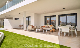 Moderne luxe appartementen met zeezicht in El Higuerón, een resort-stijl complex in Fuengirola, Costa del Sol 802669 