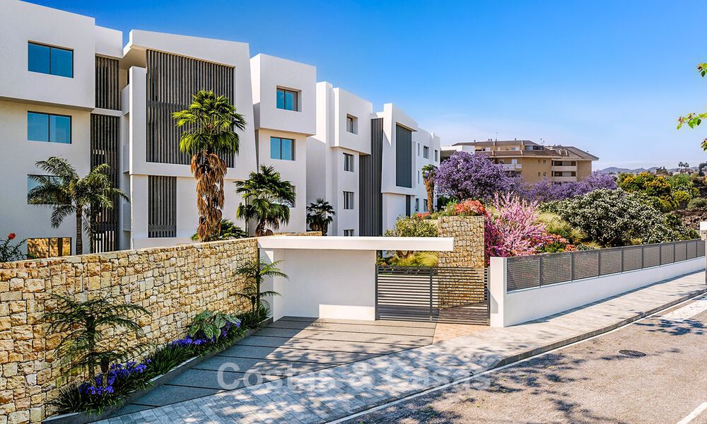 Moderne luxe appartementen met zeezicht in El Higuerón, een resort-stijl complex in Fuengirola, Costa del Sol 802674