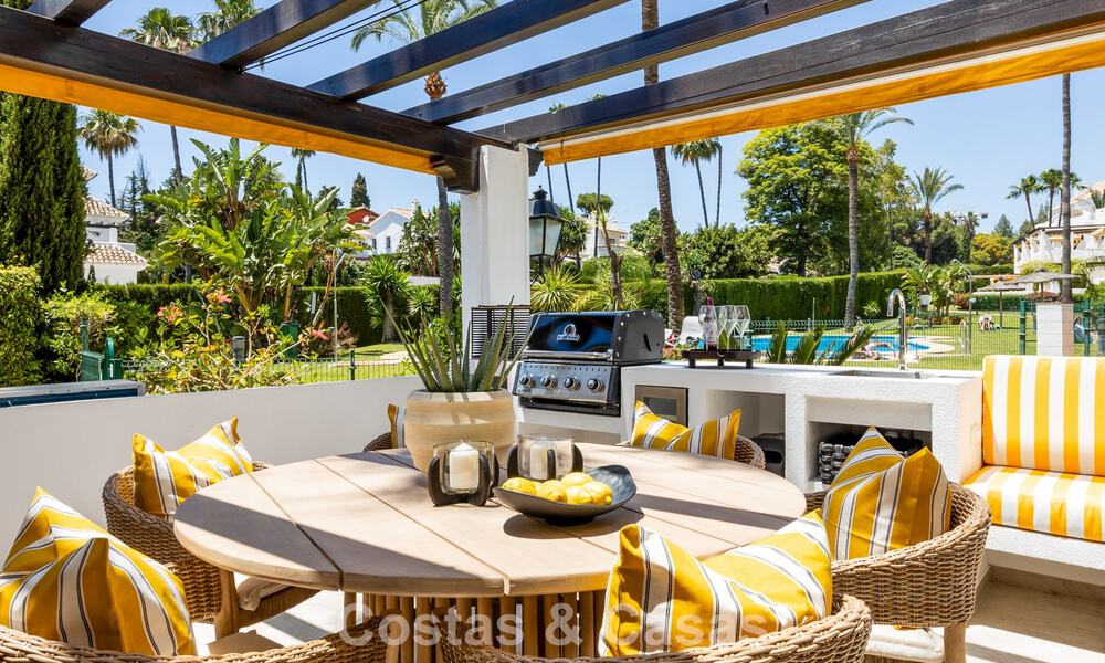 Hoogwaardig gerenoveerd appartement te koop op loopafstand van alles in Nueva Andalucia, Marbella 802761
