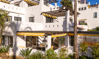 Hoogwaardig gerenoveerd appartement te koop op loopafstand van alles in Nueva Andalucia, Marbella 802775 