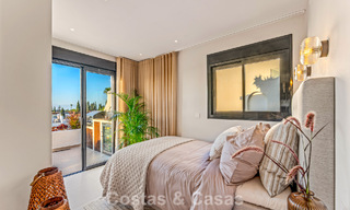Luxueus gerenoveerd appartement met zeezicht te koop in een gated community op de Golden Mile in Marbella 802840 