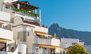 Luxueus gerenoveerd appartement met zeezicht te koop in een gated community op de Golden Mile in Marbella 802855 